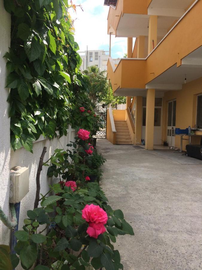 Vogli'S House Apartments & Rooms Durrës Kültér fotó